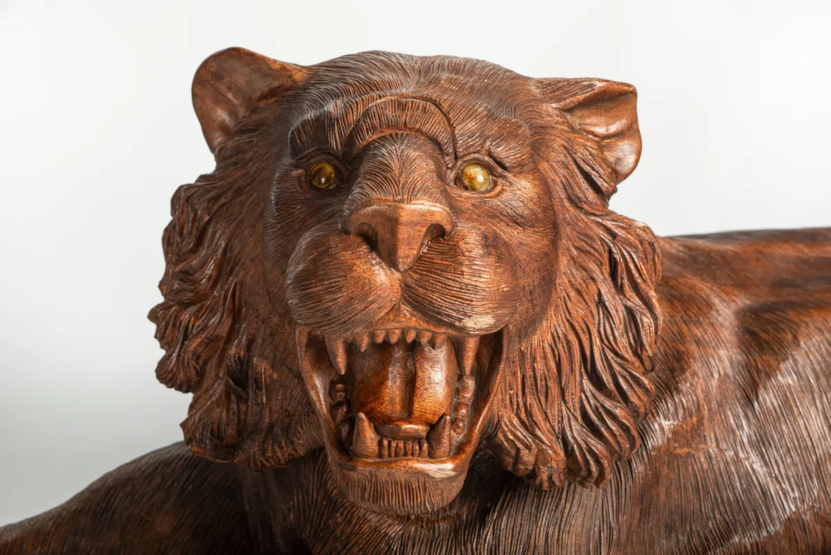 Lion Figure, view 6